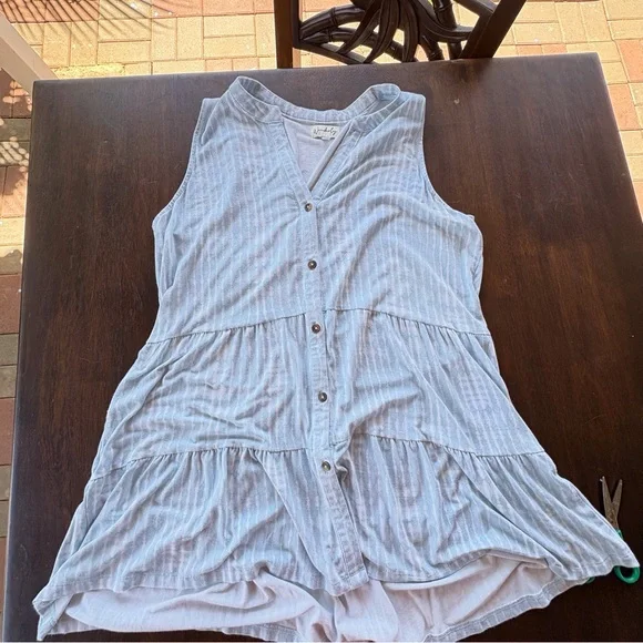 Wonderly Light blue and white Shibori style soft dress - Picture 6 of 6